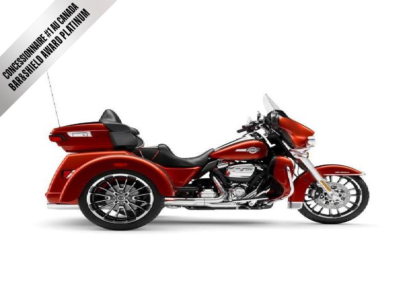 Moto Harley-Davidson Tri Glide Ultra / fini chrome 2025