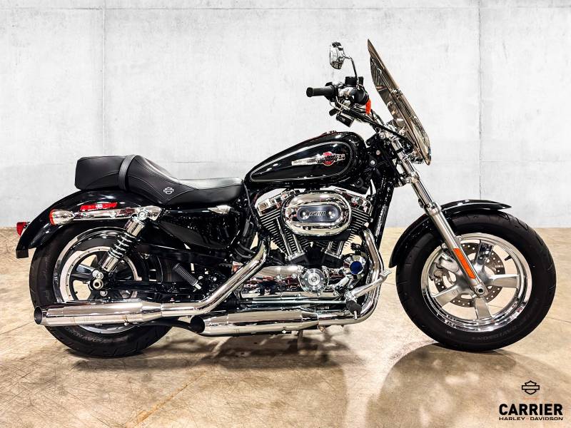 Moto Harley-Davidson 1200 CUSTOM 2015