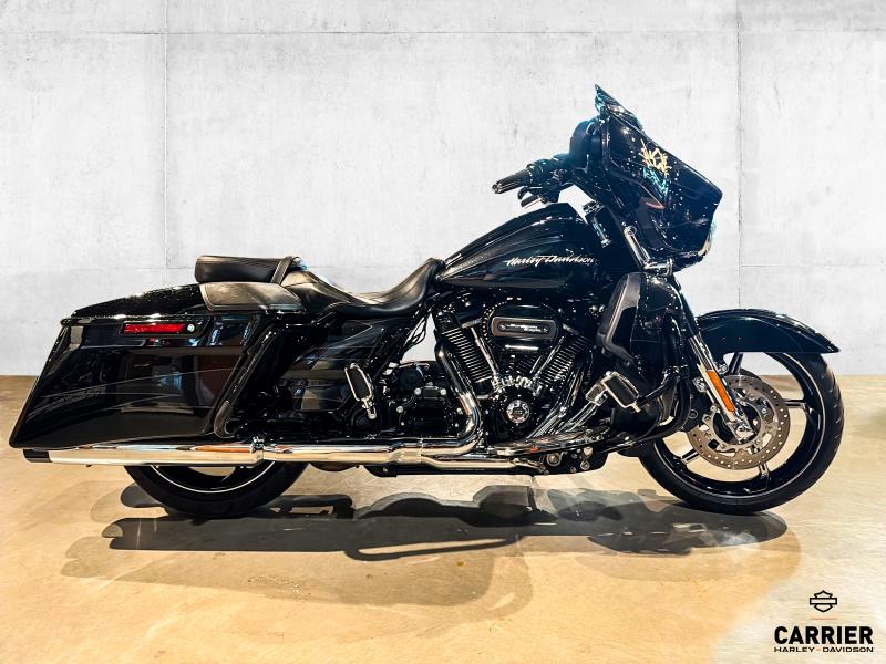 Moto Harley-Davidson CVO STREET GLIDE 2017