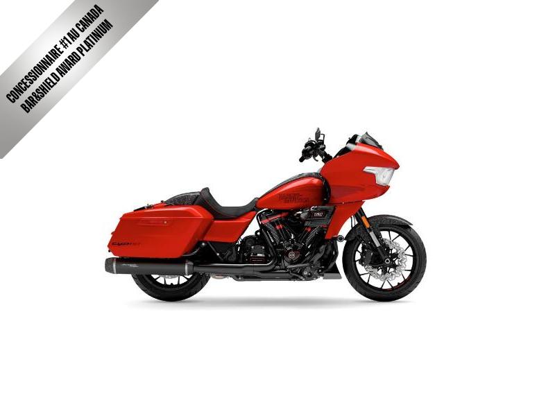Moto Harley-Davidson CVO Road Glide ST 2025