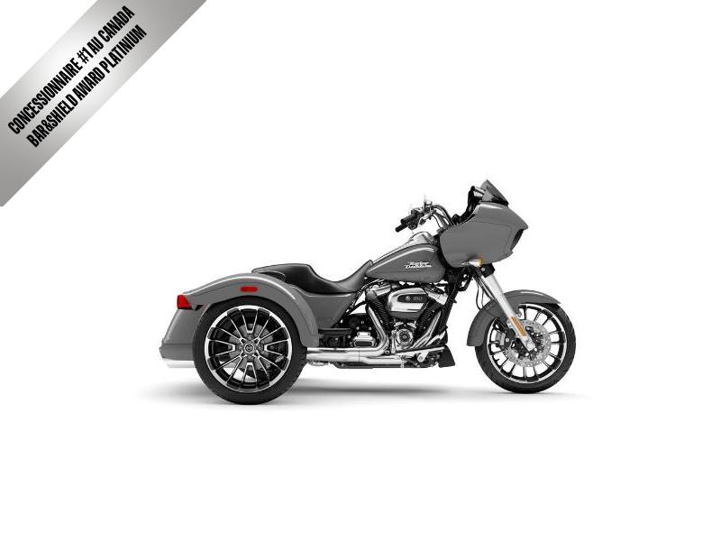 Moto Harley-Davidson Road Glide 3 / fini chrome 2025