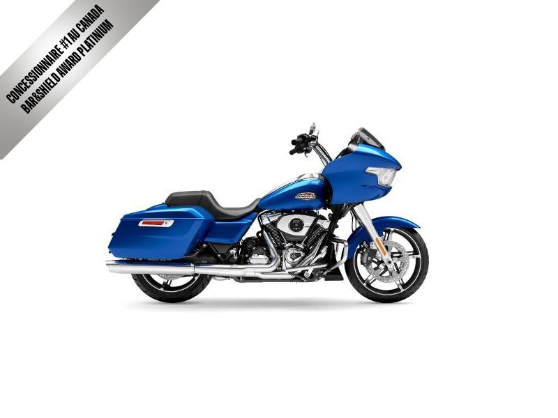 Moto Harley-Davidson Road Glide / fini chrome 2025