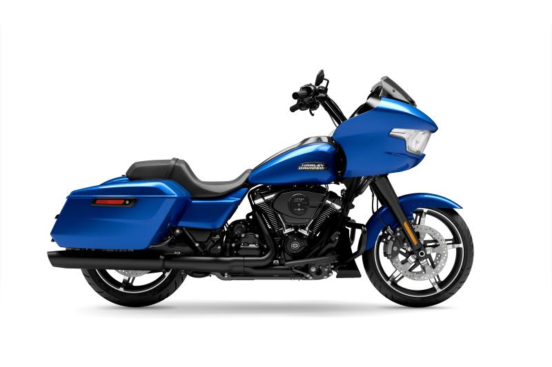 Moto Harley-Davidson Road Glide / fini noir 2024