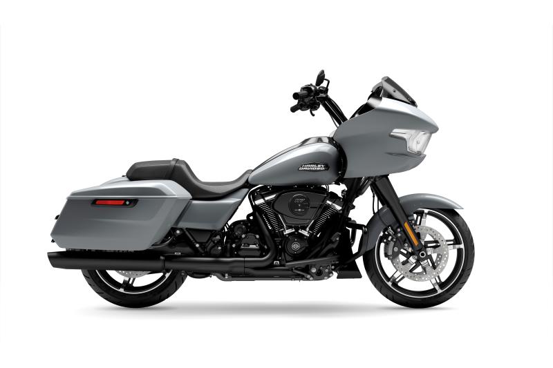 Moto Harley-Davidson Road Glide / fini noir 2024