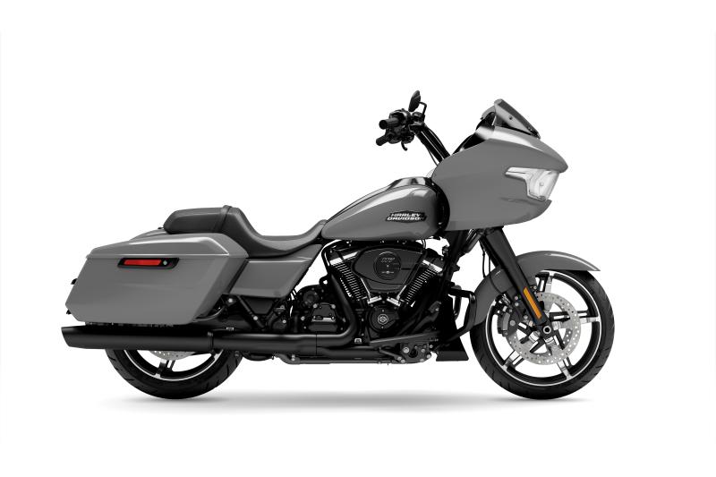 Moto Harley-Davidson Road Glide / fini noir 2024