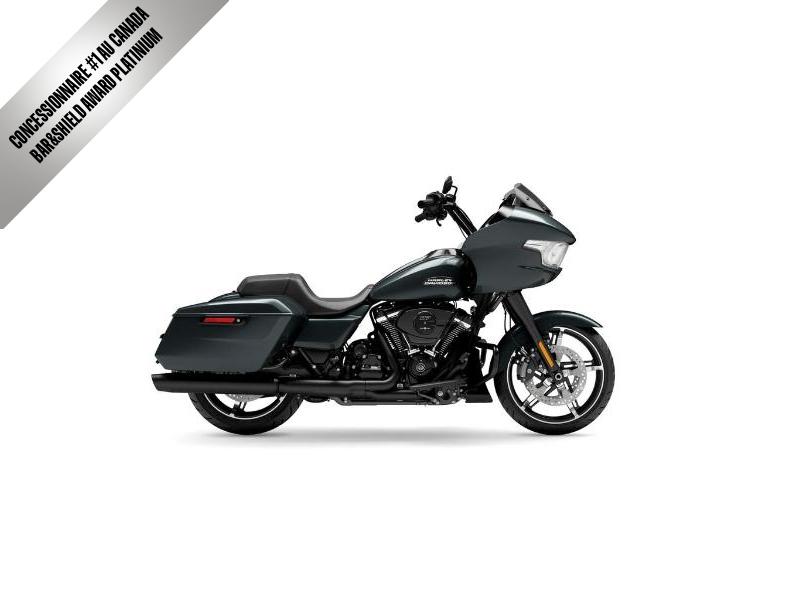 Moto Harley-Davidson Road Glide / fini noir 2025