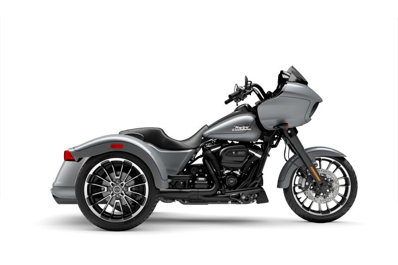 Moto Harley-Davidson Road Glide3 / fini noir 2024