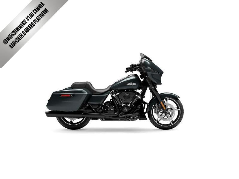 Moto Harley-Davidson Street Glide / fini noir 2025