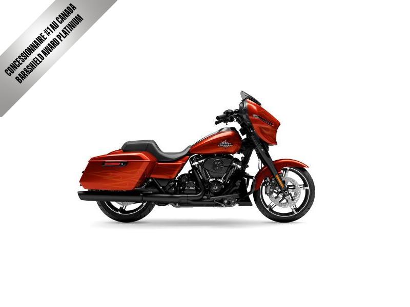 Moto Harley-Davidson Street Glide / fini noir 2025
