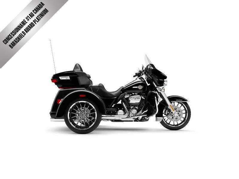 Moto Harley-Davidson Tri Glide Ultra / fini chrome 2025