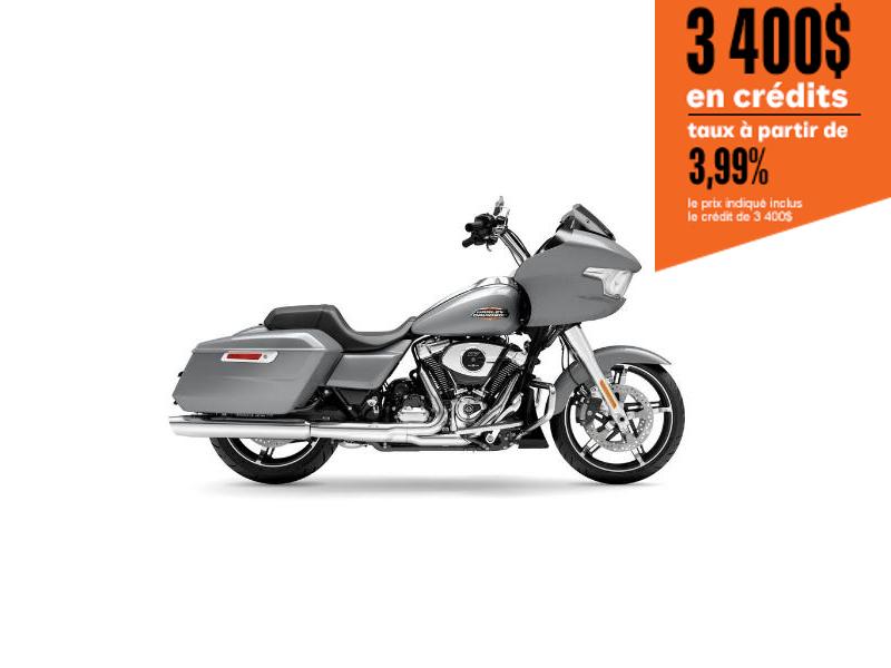 Moto Harley-Davidson Road Glide / fini chrome 2025