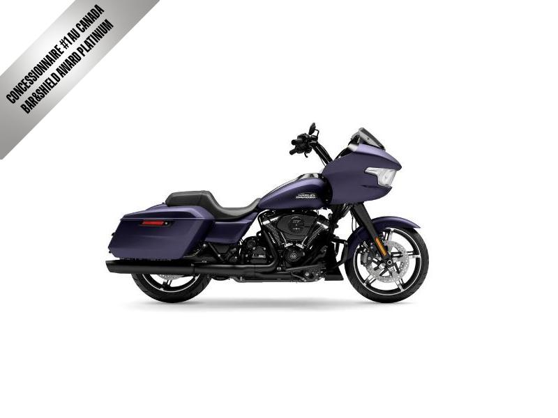 Moto Harley-Davidson Road Glide / fini noir 2025