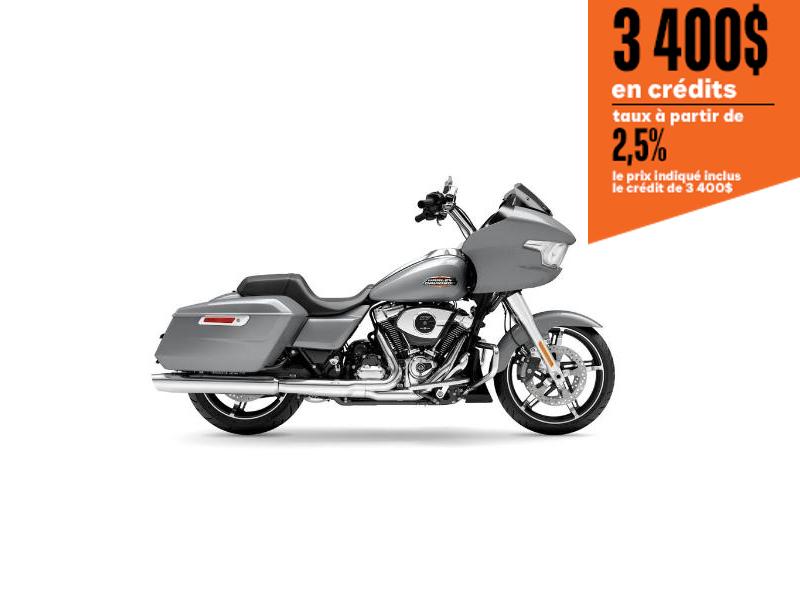 Moto Harley-Davidson Road Glide / fini chrome 2025