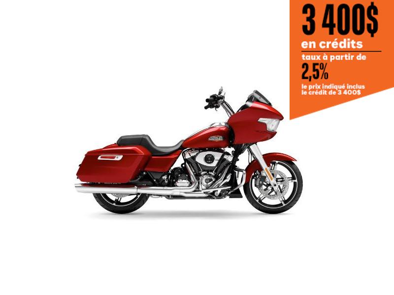 Moto Harley-Davidson Road Glide / fini chrome 2025