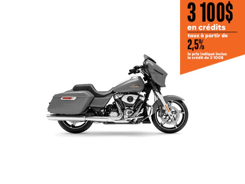 Moto Harley-Davidson Street Glide / fini chrome 2025